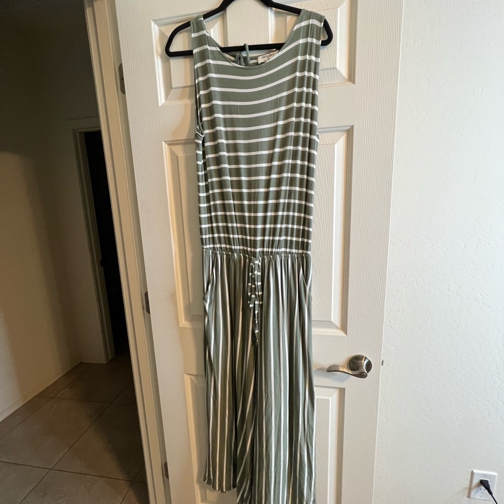 Zenana , cropped pant , jumper